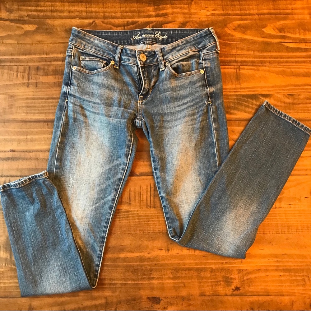 AMERICAN EAGLE OUTFITTERS• skinny stretch jeans